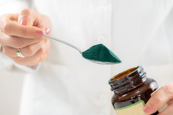 une cuillere de spiruline
